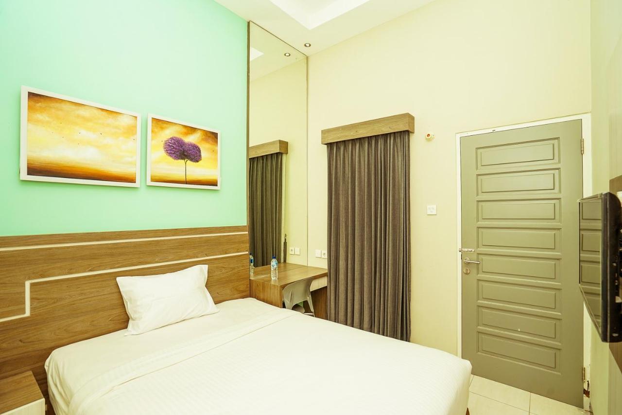 Ardhya Guesthouse Syariah By Ecommerceloka Sidoarjo Exterior foto